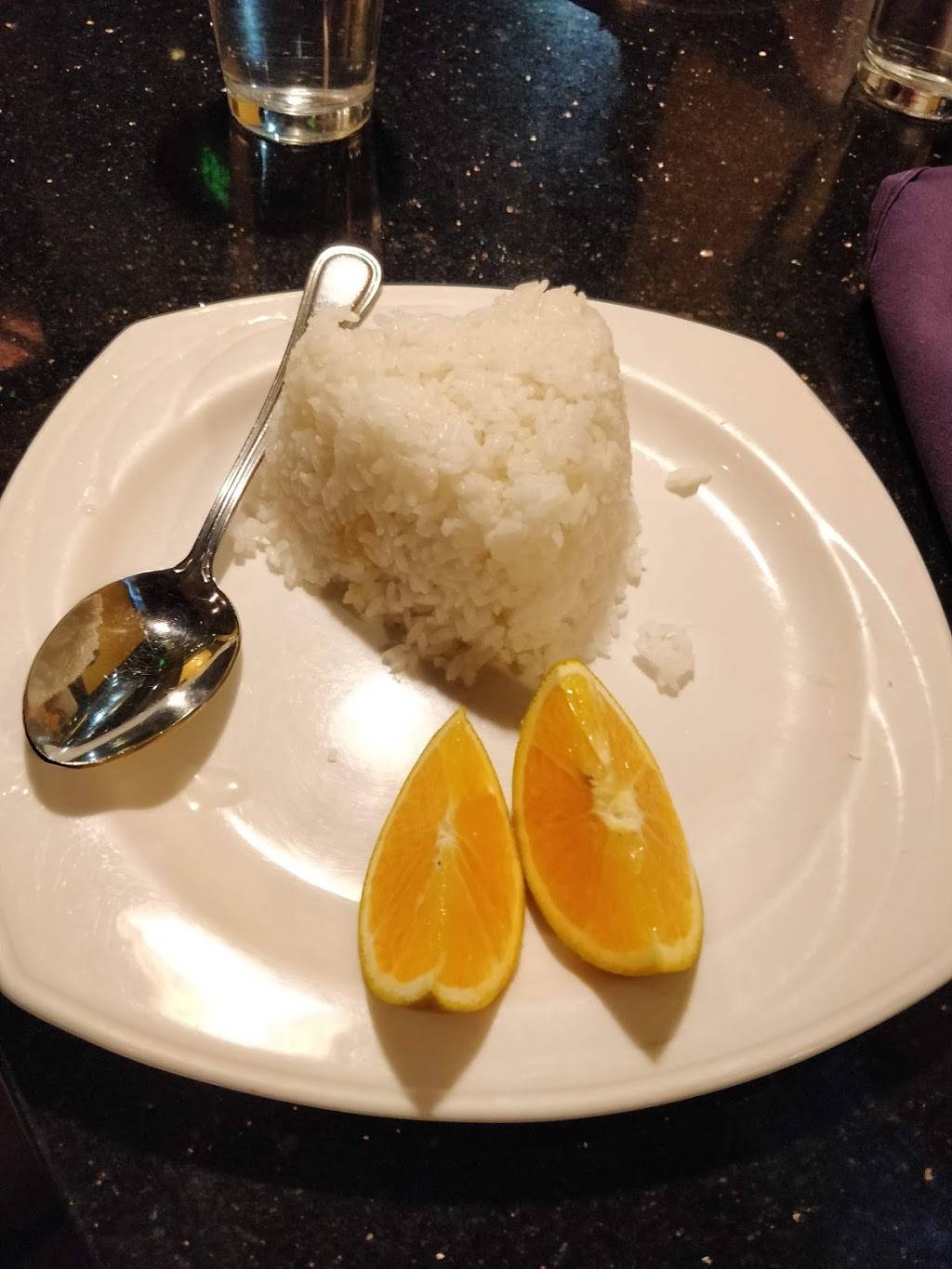 Spicy Basil | restaurant | 3299 S Broadway, Englewood, CO 80113, USA | 3037617888 OR +1 303-761-7888