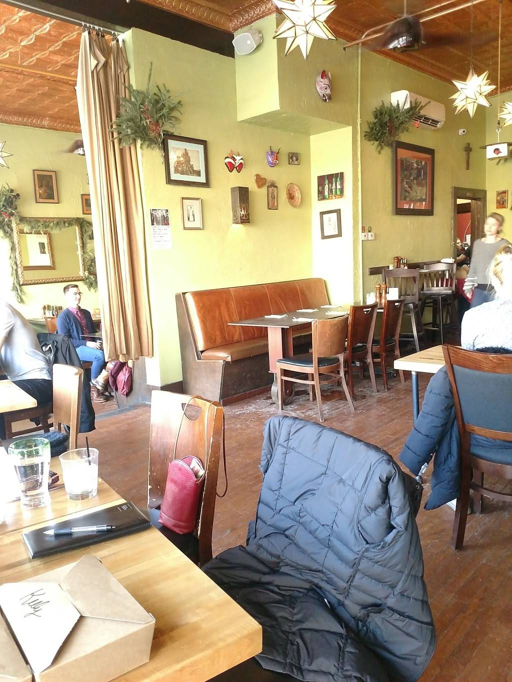 Alto Cinco | restaurant | 526 Westcott St, Syracuse, NY 13210, USA | 3154226399 OR +1 315-422-6399