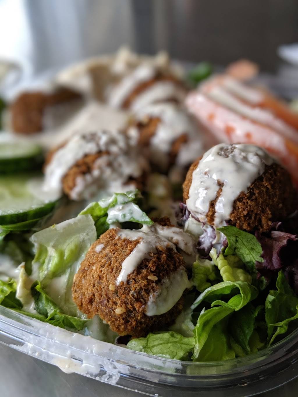 Aladdin | restaurant | 400 N Water St, Milwaukee, WI 53202, USA | 4142710400 OR +1 414-271-0400