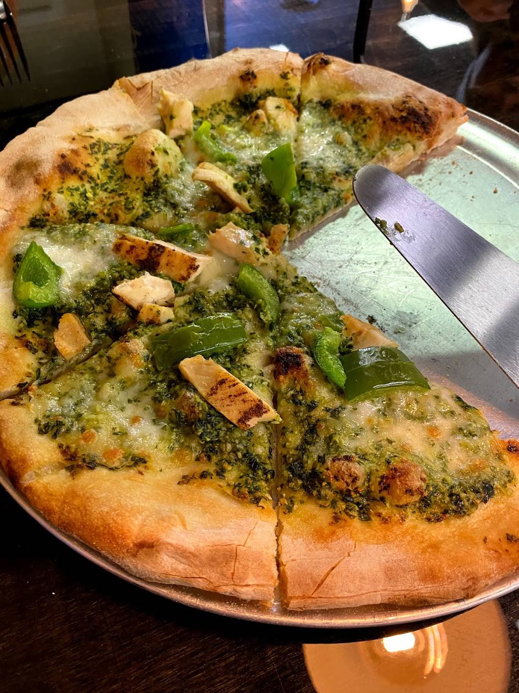 Scouts pizzeria | restaurant | 677 Wabash Ave, Terre Haute, IN 47807, USA | 8122408715 OR +1 812-240-8715