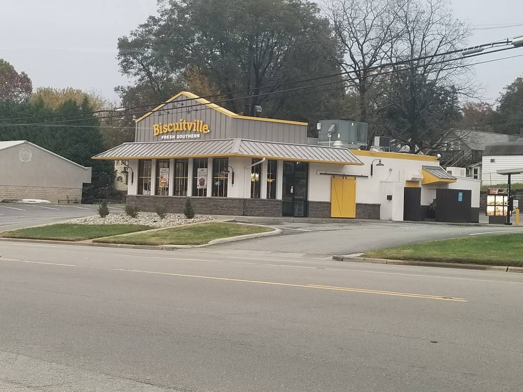 Biscuitville | cafe | 402 N Madison Blvd, Roxboro, NC 27573, USA | 3365978318 OR +1 336-597-8318