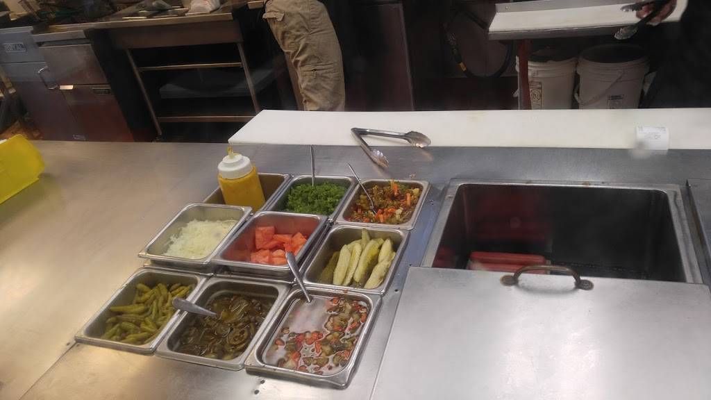 Judys Red Hots | restaurant | 4812 W Lisbon Ave, Milwaukee, WI 53208, USA | 4144477570 OR +1 414-447-7570