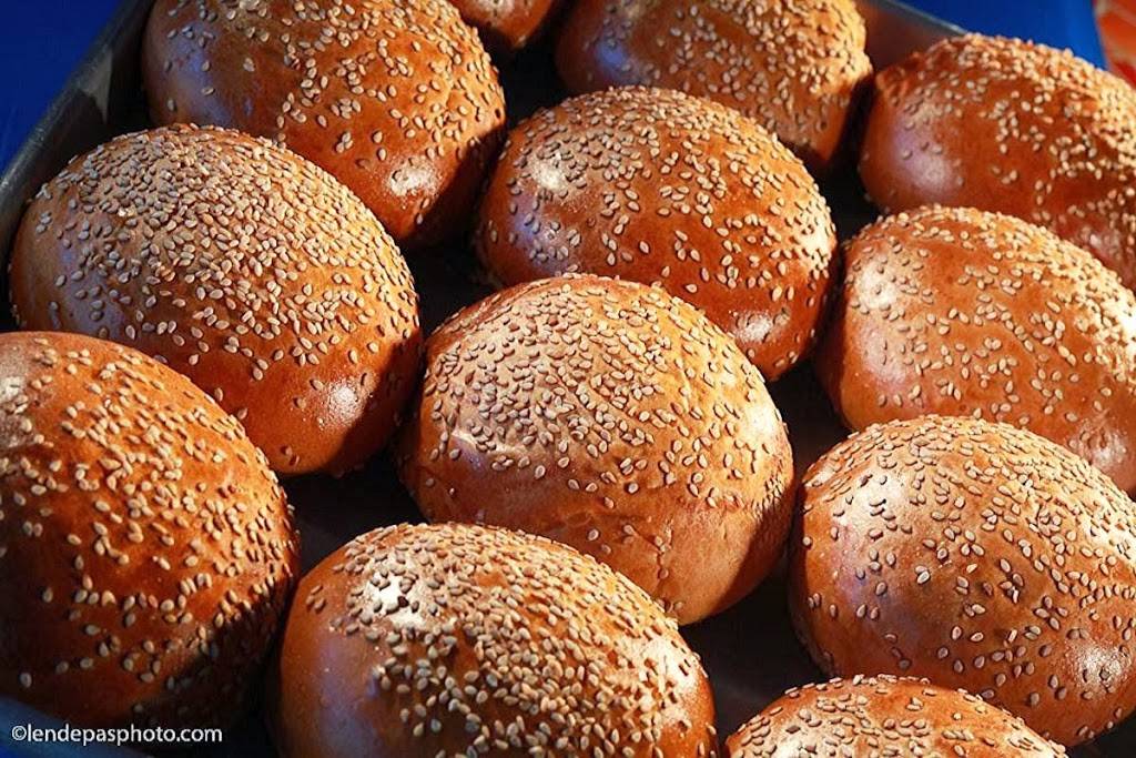 BGR The Burger Joint | restaurant | 8056 Tysons Corner Center, Tysons, VA 22102, USA | 7037903437 OR +1 703-790-3437