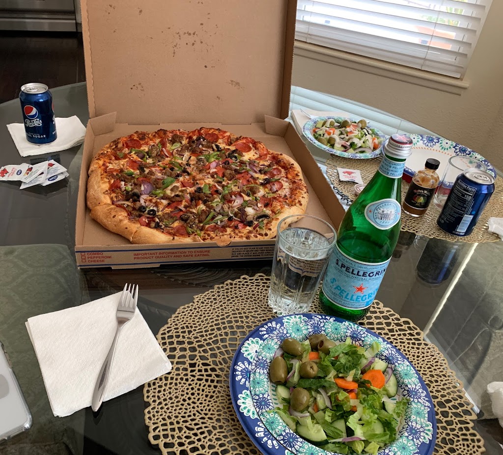 Costco Food Court | restaurant | 2660 Park Center Dr, Simi Valley, CA 93065, USA | 8055783330 OR +1 805-578-3330