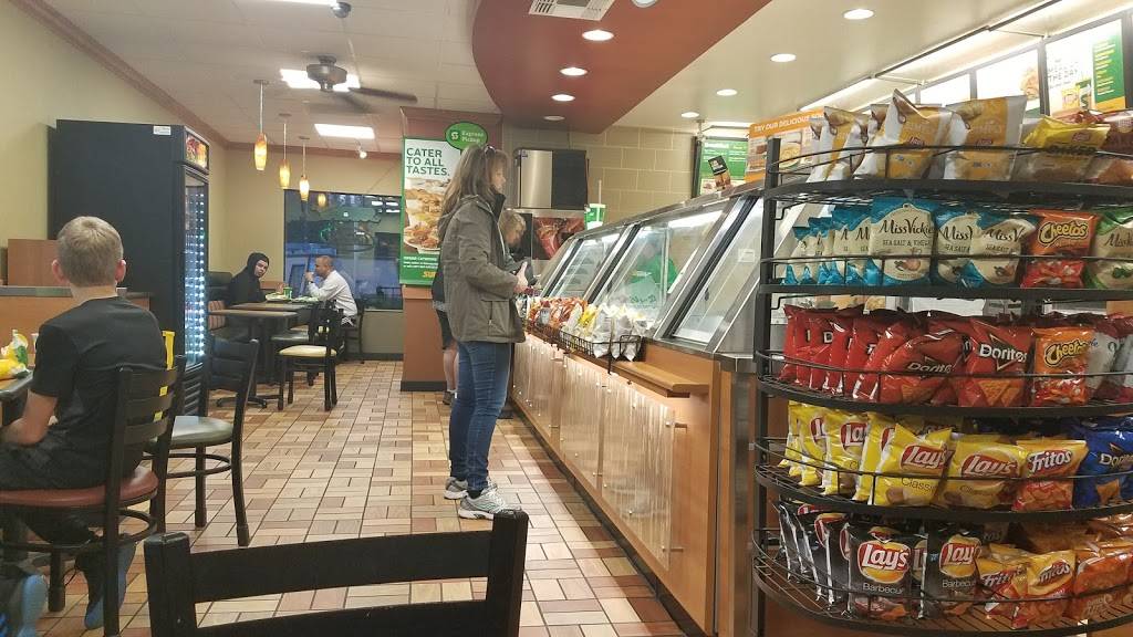 Subway | restaurant | 350 Canyon Way, Colfax, CA 95713, USA | 5303466133 OR +1 530-346-6133