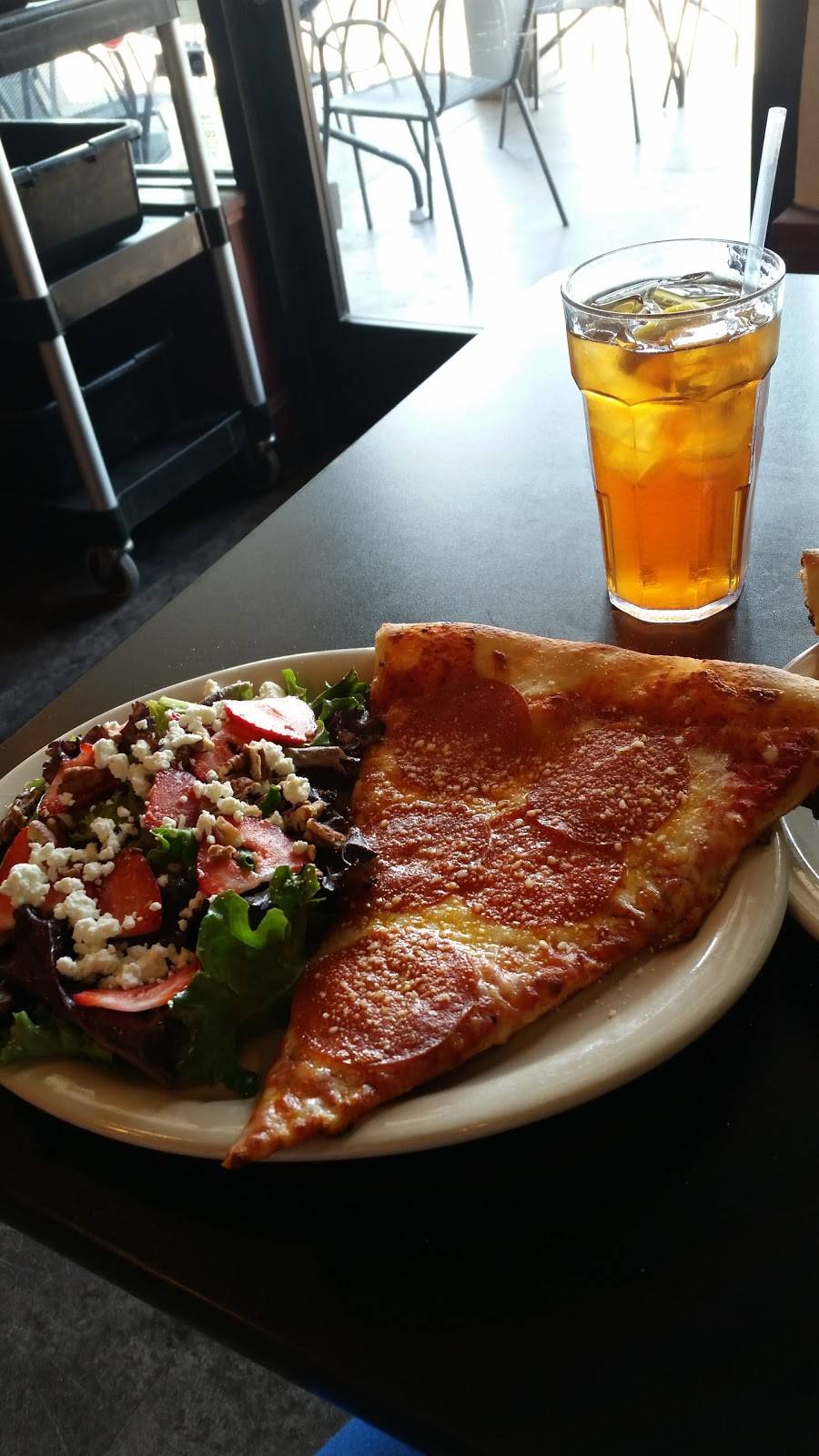 Pegasus Pizza Oakway | restaurant | 4 Oakway Center, Eugene, OR 97401, USA | 5413440844 OR +1 541-344-0844