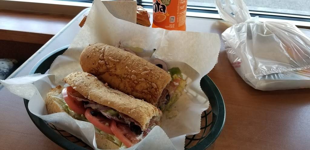 Subway | meal takeaway | 185-24A Horace Harding Expy, Queens, NY 11365, USA | 7188866333 OR +1 718-886-6333