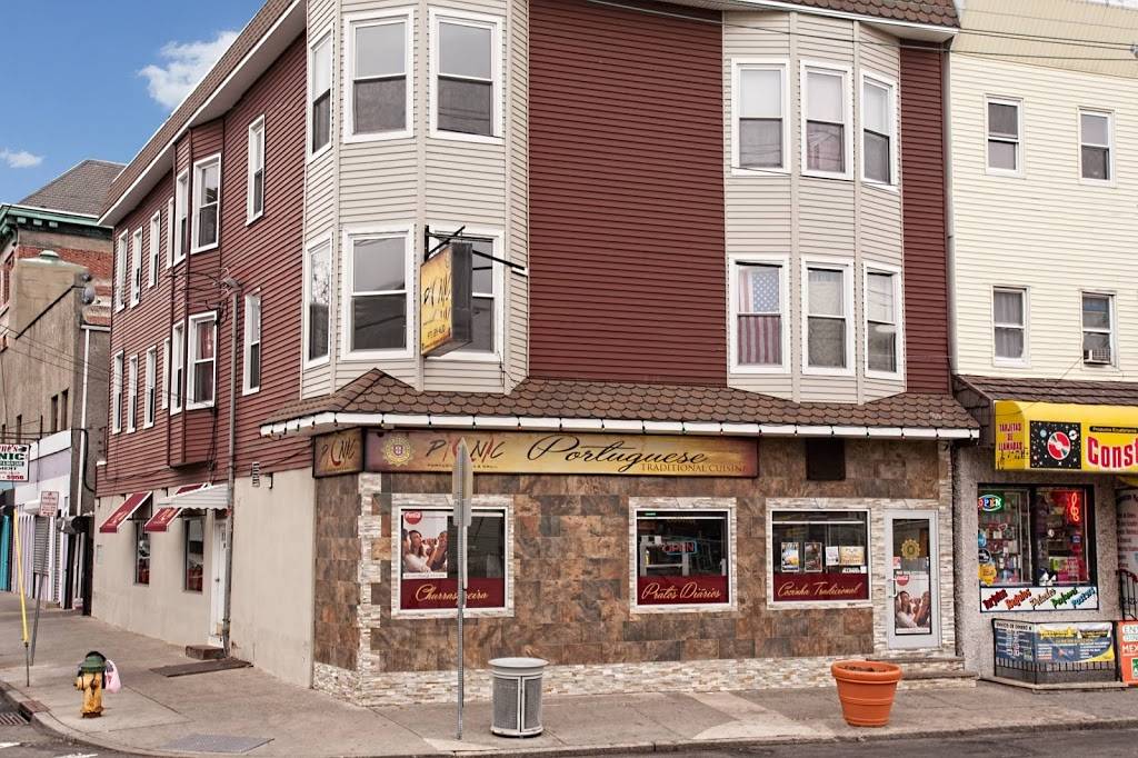 Picnic BBQ | restaurant | 233 Ferry St, Newark, NJ 07105, USA | 9735894630 OR +1 973-589-4630