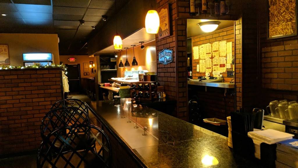 Two Guys Pasta and Pizza | restaurant | 2566 E Highland Ave, Highland, CA 92346, USA | 9098627700 OR +1 909-862-7700