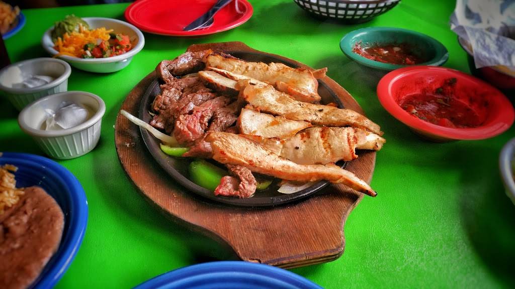 Blue Goose Cantina | restaurant | 14920 Midway Rd, Addison, TX 75001, USA | 9727268771 OR +1 972-726-8771