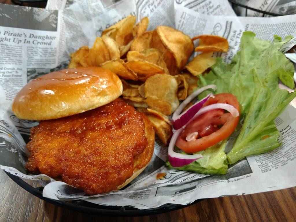 District Eat and Play | restaurant | 1395 Oviedo Mall Boulevard, Oviedo, FL 32765, USA | 4075423536 OR +1 407-542-3536