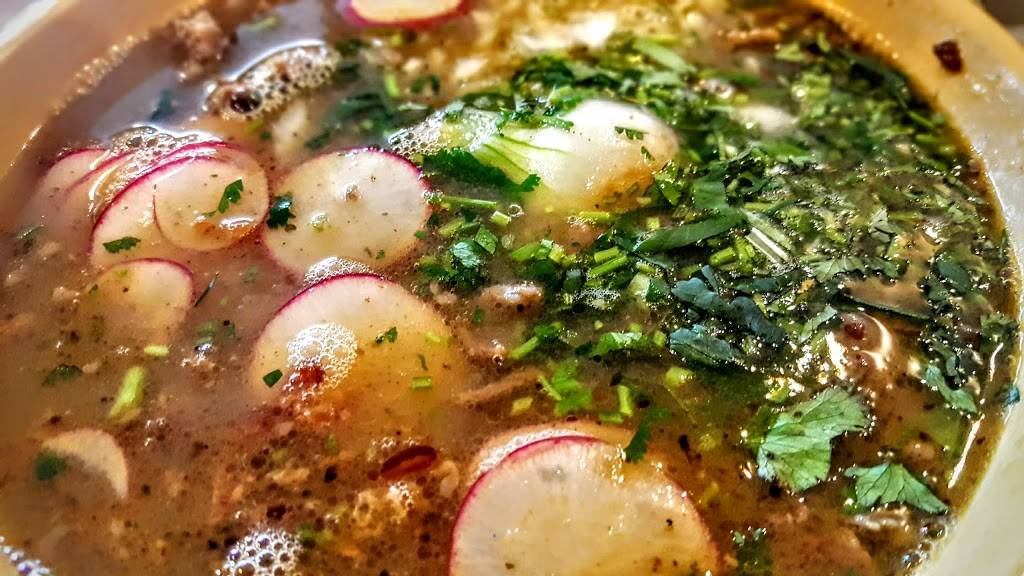 Birrieria De La Torre | restaurant | 6724 S Pulaski Rd, Chicago, IL 60629, USA | 7737676075 OR +1 773-767-6075