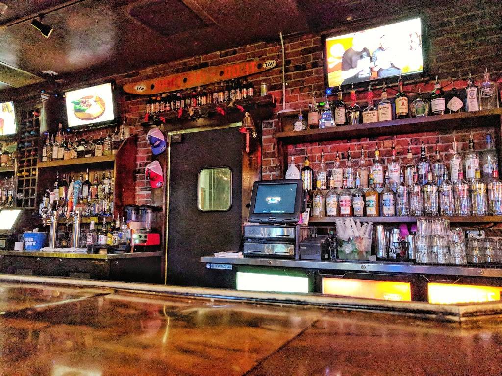 City Tavern | night club | 2206 Bay St, Fort Myers, FL 33901, USA | 2392261133 OR +1 239-226-1133