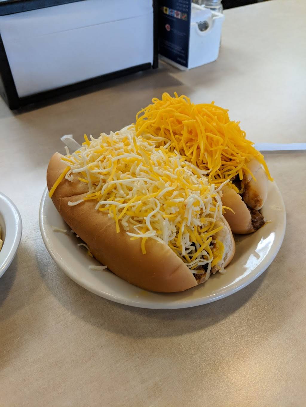 Skyline Chili | restaurant | 5476 Glenway Ave, Cincinnati, OH 45238, USA | 5134513355 OR +1 513-451-3355