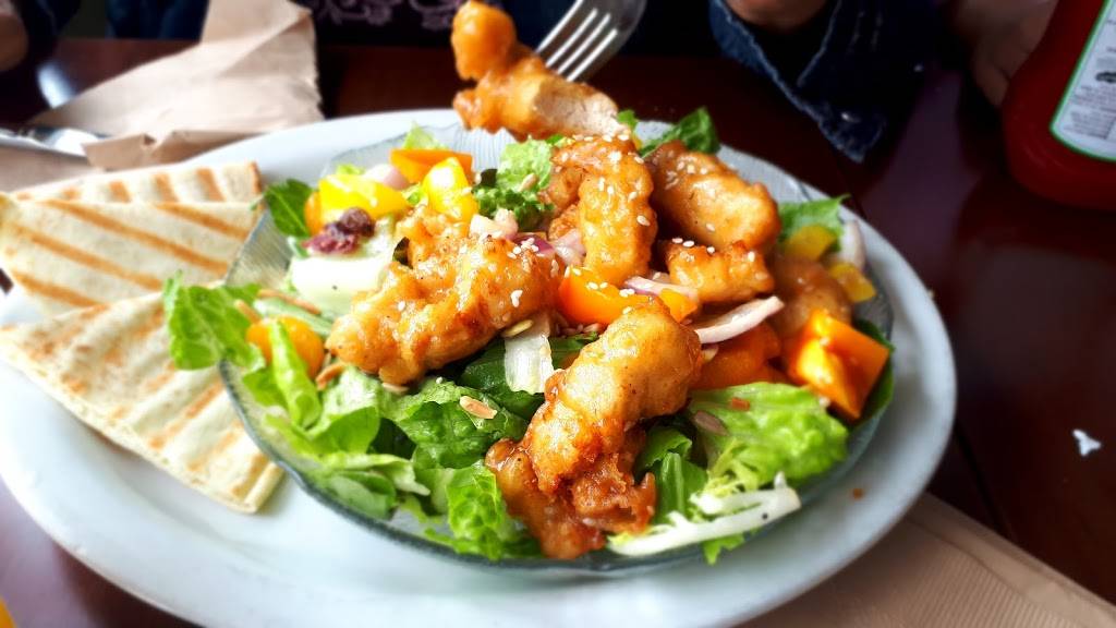 Brockberry Food 2 Go & Suites | cafe | 64 King St E, Brockville, ON K6V 1B3, Canada | 6134982829 OR +1 613-498-2829