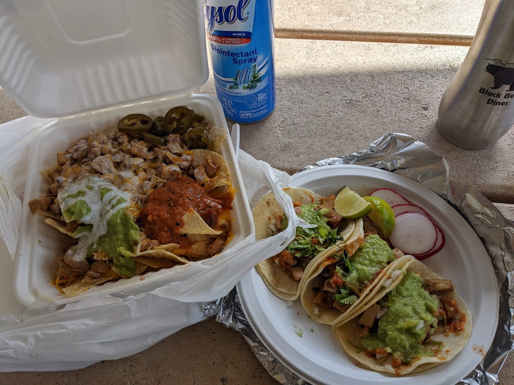 El Zaguan Taqueria | restaurant | 1421 S Main St, Yreka, CA 96097, USA | 5304089923 OR +1 530-408-9923