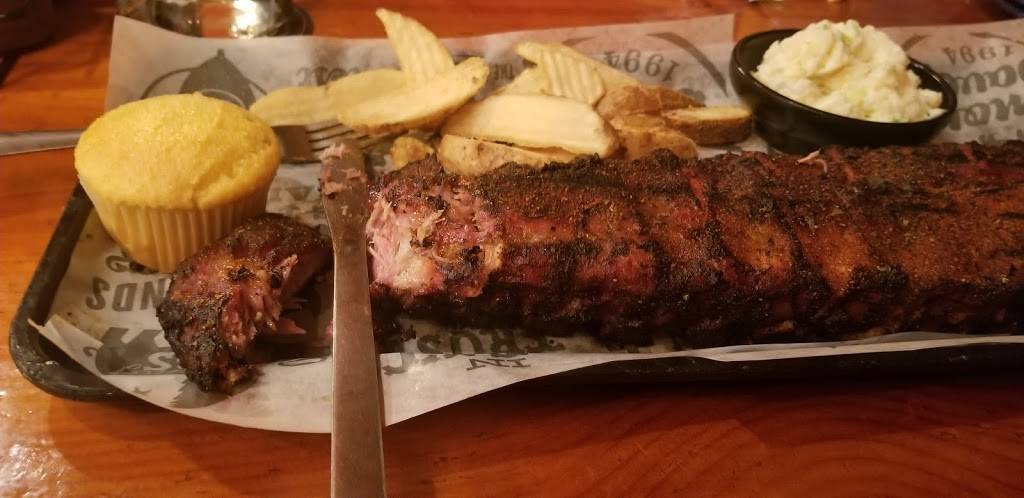 Famous Daves Bar-B-Que | restaurant | 7273 S, Plaza Center Dr, West Jordan, UT 84084, USA | 8012808844 OR +1 801-280-8844