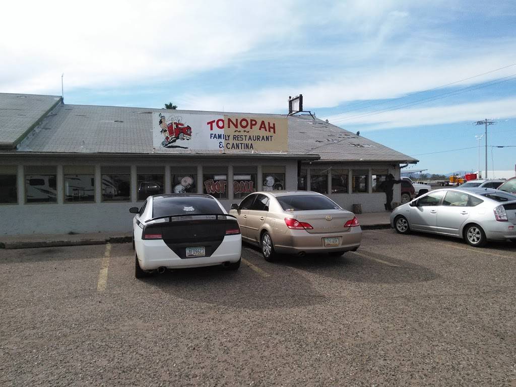 Tonopah Family Restaurant | restaurant | 41101 Indian School Rd, Tonopah, AZ 85354, USA | 6233863895 OR +1 623-386-3895