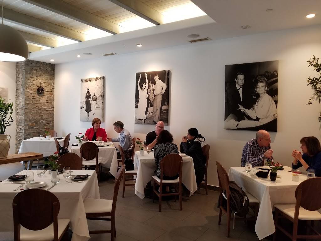 Nostos Restaurant | restaurant | 8100 Boone Blvd, Vienna, VA 22182, USA | 7037600690 OR +1 703-760-0690