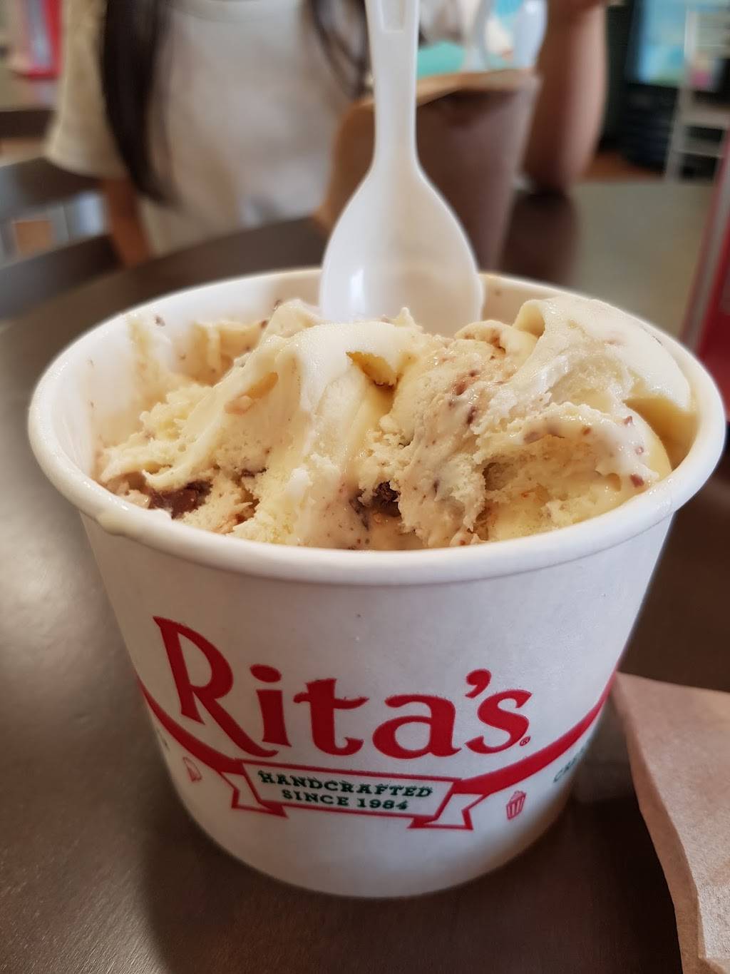 Ritas Italian Ice & Frozen Custard | restaurant | 8519 Bond Rd, Elk Grove, CA 95624, USA | 9166479605 OR +1 916-647-9605