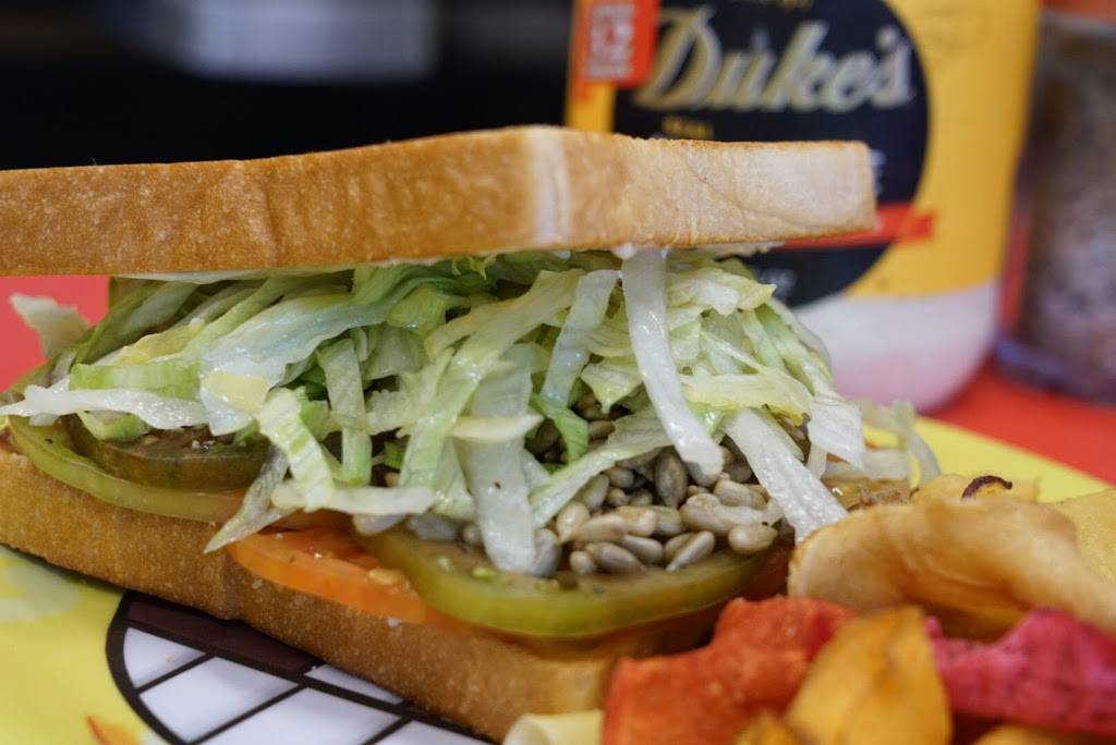 Gates Deli & Grog | restaurant | 1875 S Pearl St, Denver, CO 80210, USA | 3039934002 OR +1 303-993-4002