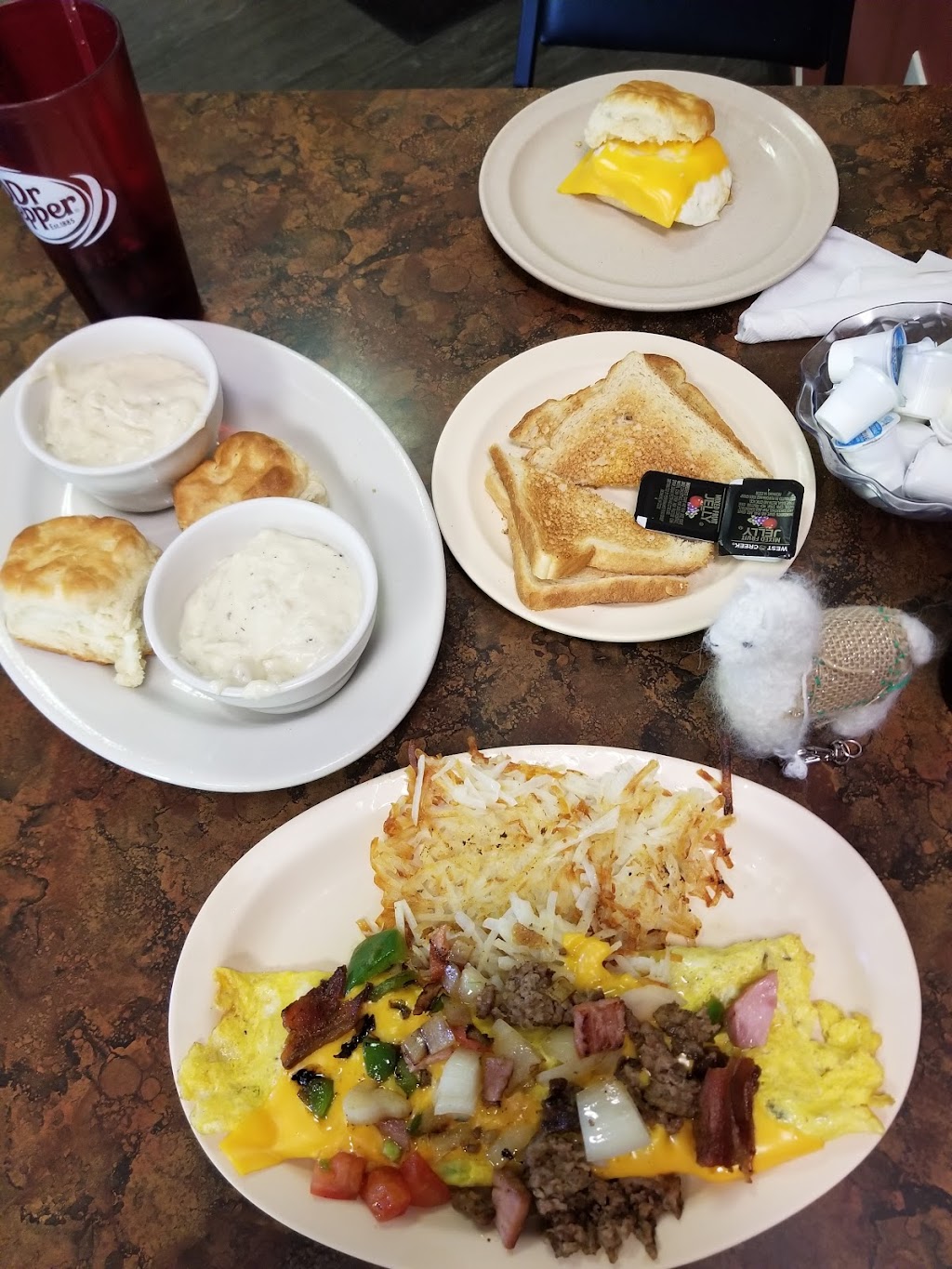 Mels Diner | restaurant | 860 Hwy 62 E, Mountain Home, AR 72653, USA | 8704240469 OR +1 870-424-0469