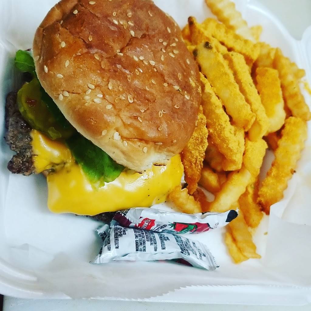 Crumpys Hot Wings Downtown | restaurant | 336 N Dunlap St, Memphis, TN 38105, USA | 9013473179 OR +1 901-347-3179