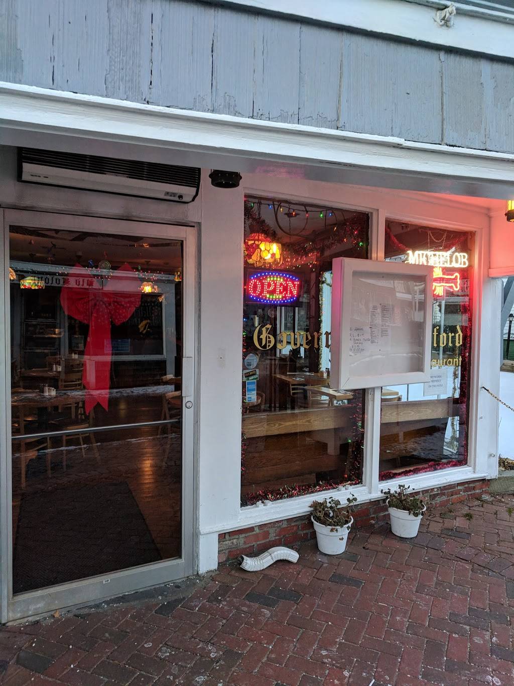 Governor Bradford Restaurant | night club | 312 Commercial St, Provincetown, MA 02657, USA | 5084872781 OR +1 508-487-2781