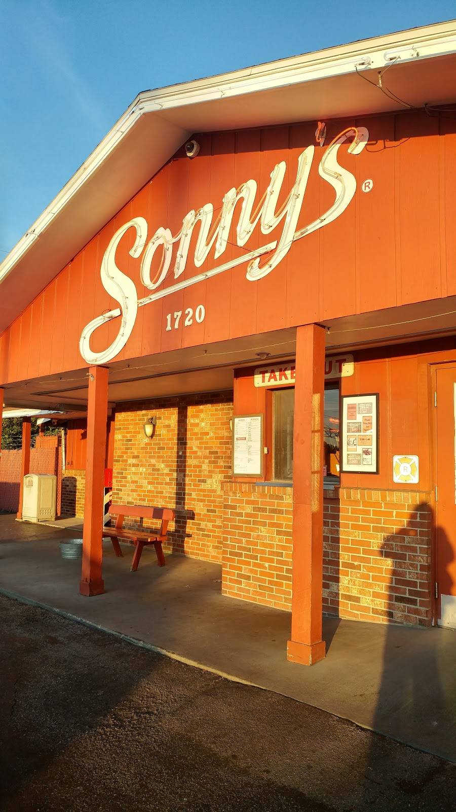 Sonnys BBQ | restaurant | 1720 US 1 South, St. Augustine, FL 32084, USA | 9048243220 OR +1 904-824-3220