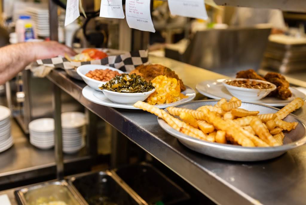 Sports Break | restaurant | 114 Crosscreek Connector, Greenwood, SC 29649, USA | 8642294110 OR +1 864-229-4110