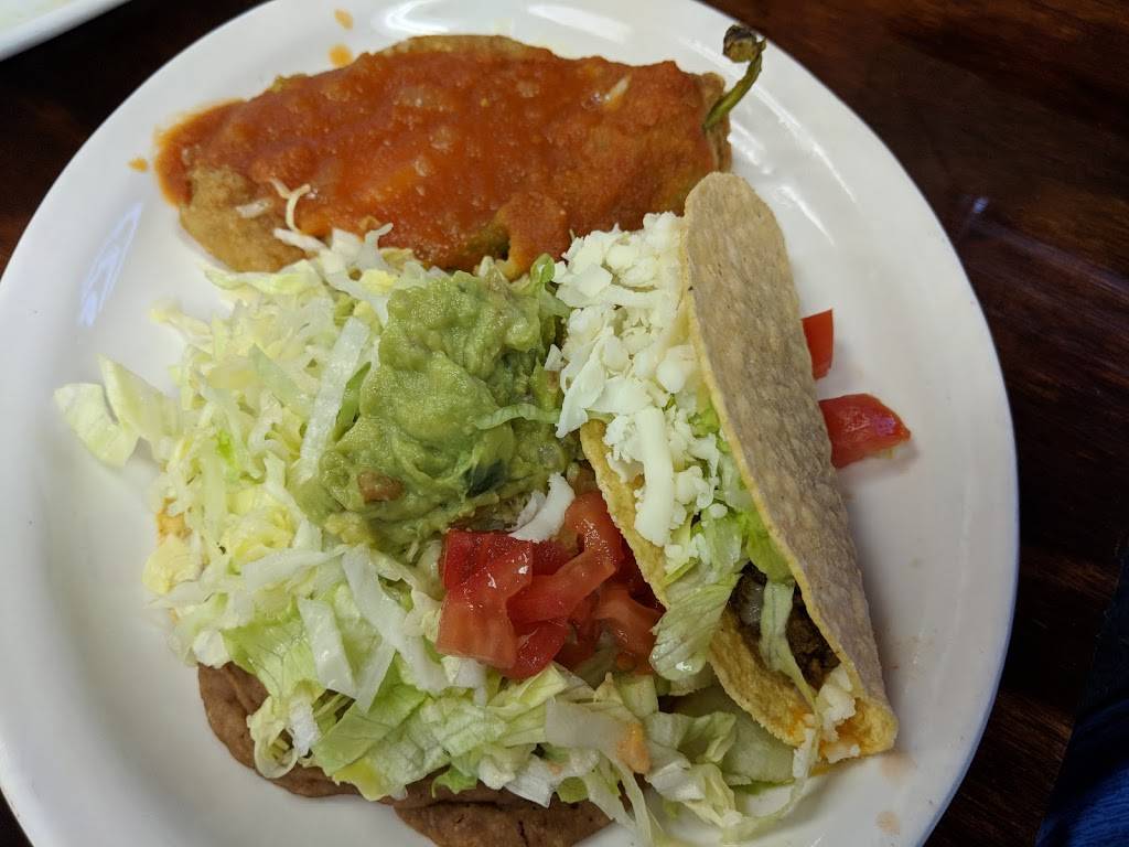 Leo’s Mexican Restaurant | restaurant | 6332 State Hwy B, Wardsville, MO 65101, USA | 5736322222 OR +1 573-632-2222