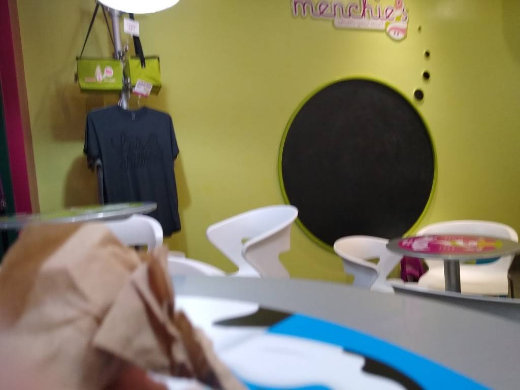 Menchies Frozen Yogurt | bakery | 280 Indian Trace # 298, Weston, FL 33326, USA | 9546599118 OR +1 954-659-9118