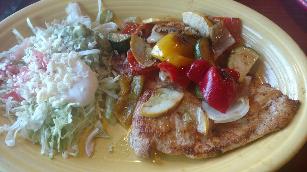 Fiesta Mexicana Youngsville | restaurant | 1170 US-1 #140, Youngsville, NC 27596, USA | 9194351540 OR +1 919-435-1540