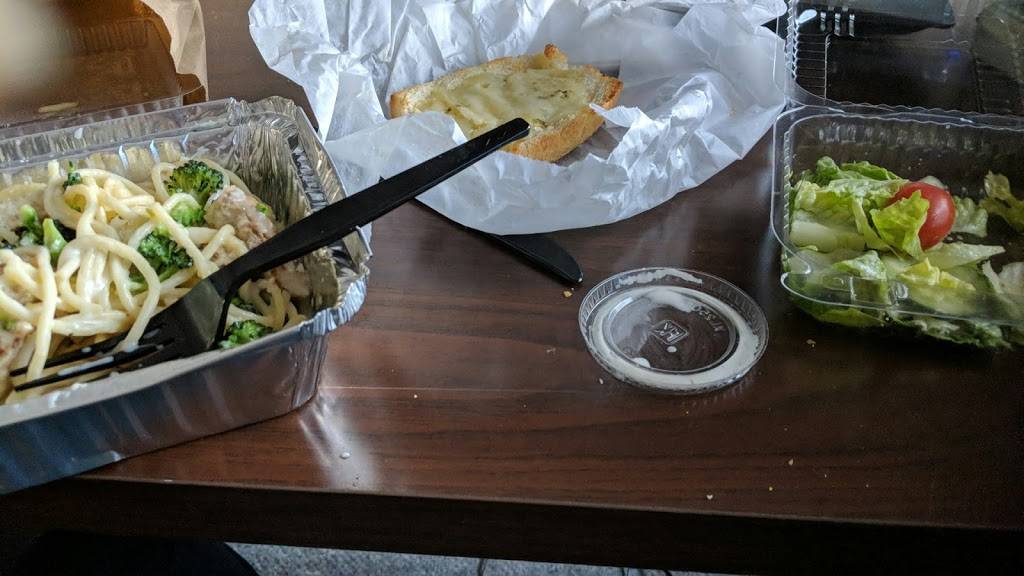 Stefanos Pizza & Subs | restaurant | 30 Chauncy St, Mansfield, MA 02048, USA | 5083396111 OR +1 508-339-6111