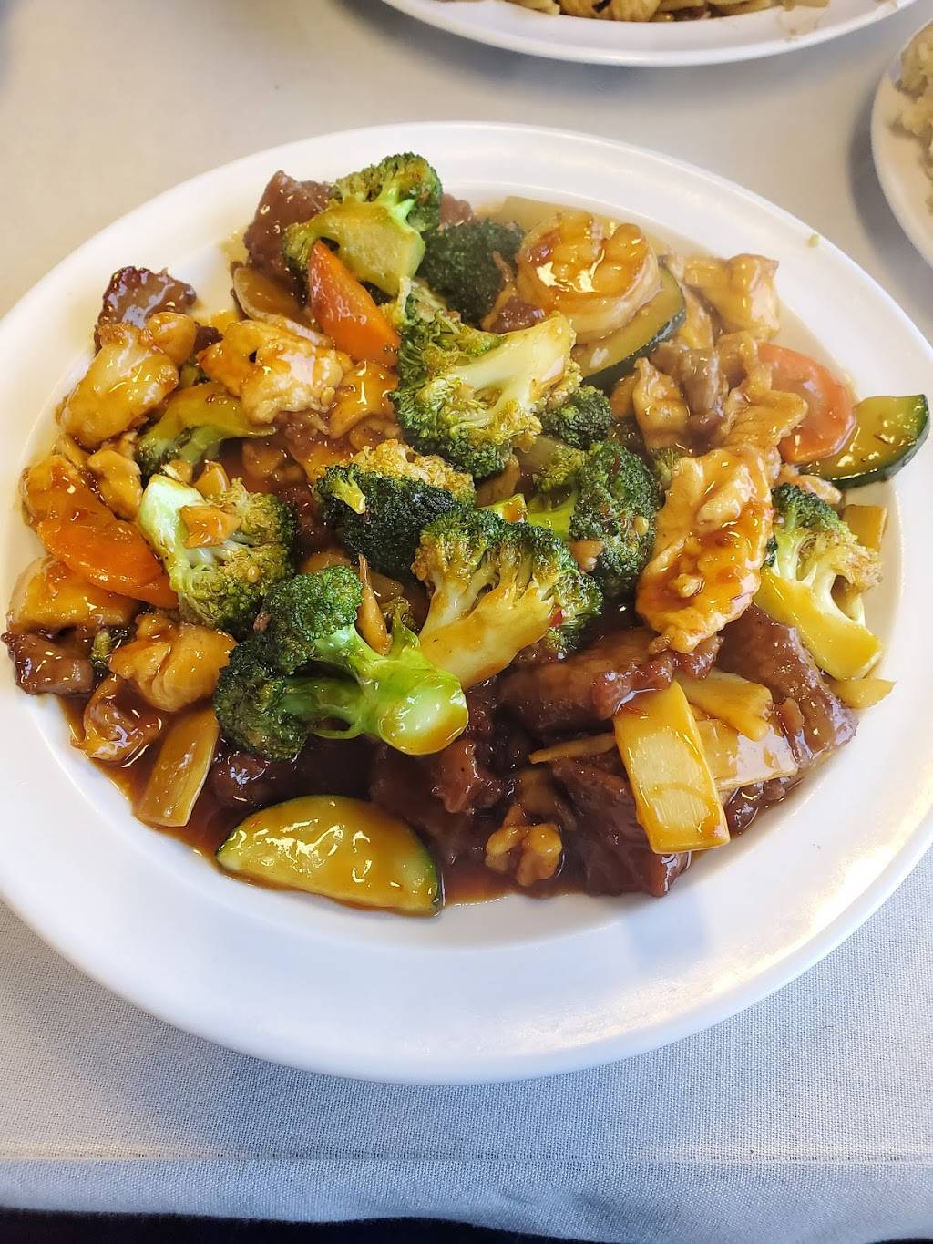 Fortune Village (Blue Roof) | restaurant | 1506 Memorial Blvd, Springfield, TN 37172, USA | 6153846435 OR +1 615-384-6435