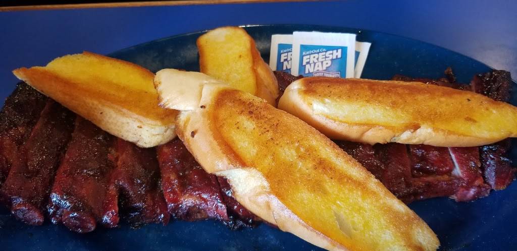 Bandanas Bar-B-Q | restaurant | 4608 N Illinois St, Fairview Heights, IL 62208, USA | 6182222060 OR +1 618-222-2060