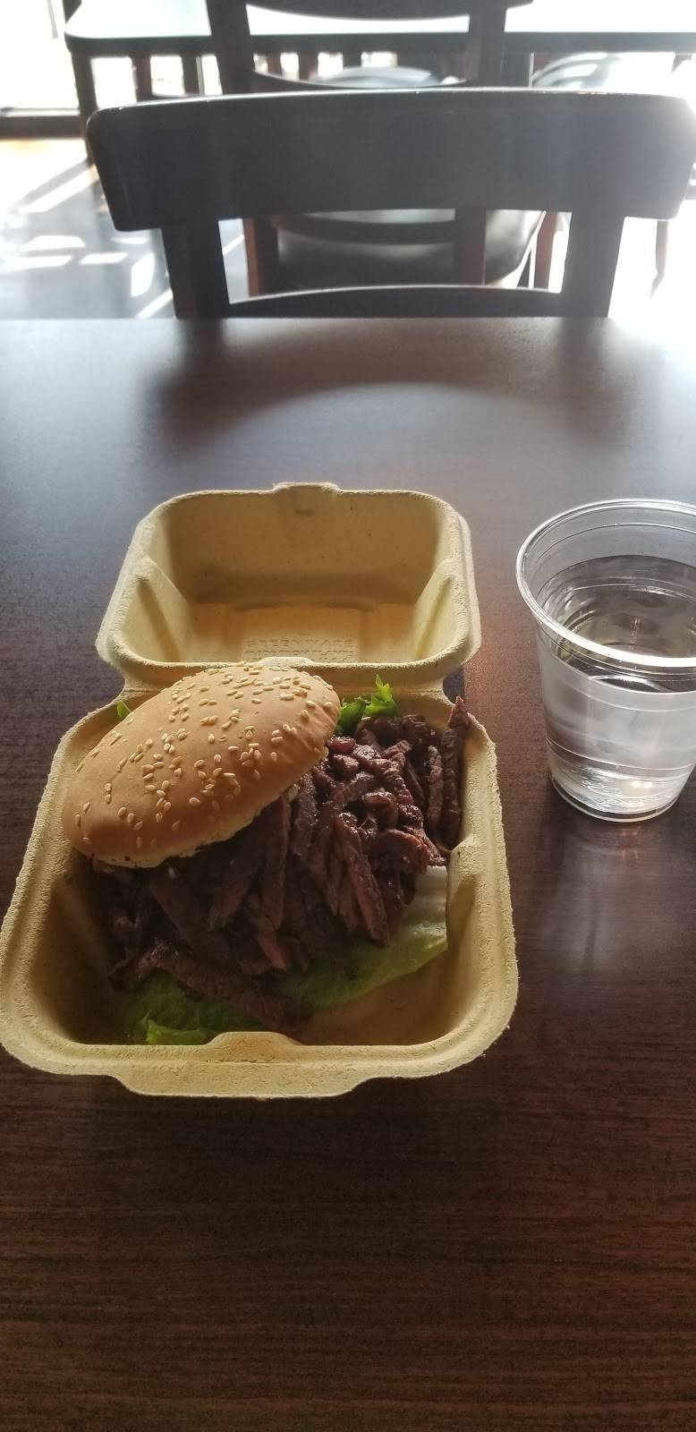 Roxys Island Grill | restaurant | 14845 SW Murray Scholls Dr, Beaverton, OR 97007, USA | 5037473886 OR +1 503-747-3886