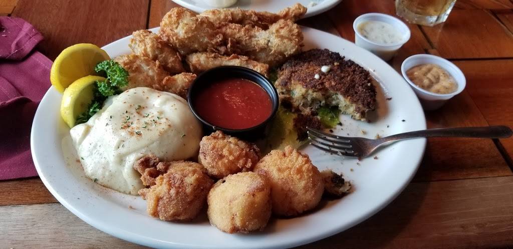 Pelicans Restaurant | restaurant | 291 N Air Depot Blvd, Midwest City, OK 73110, USA | 4057324392 OR +1 405-732-4392