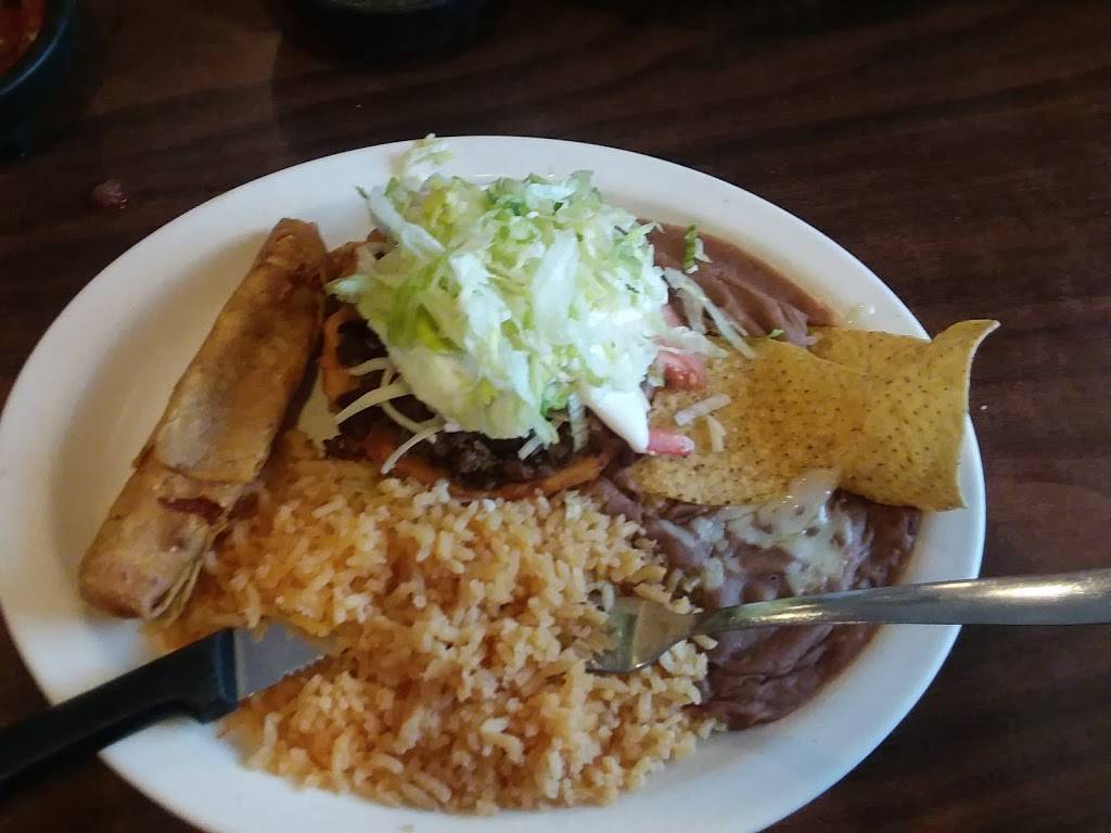 El Amigo Restaurant | restaurant | 3032 Calumet Ave, Valparaiso, IN 46383, USA | 2195315606 OR +1 219-531-5606