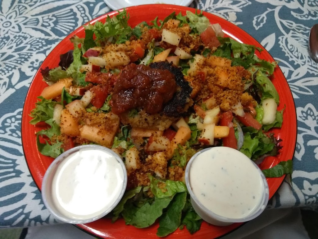 The Crown Restaurant | restaurant | 112 Front Ave, Indianola, MS 38751, USA | 6628874522 OR +1 662-887-4522