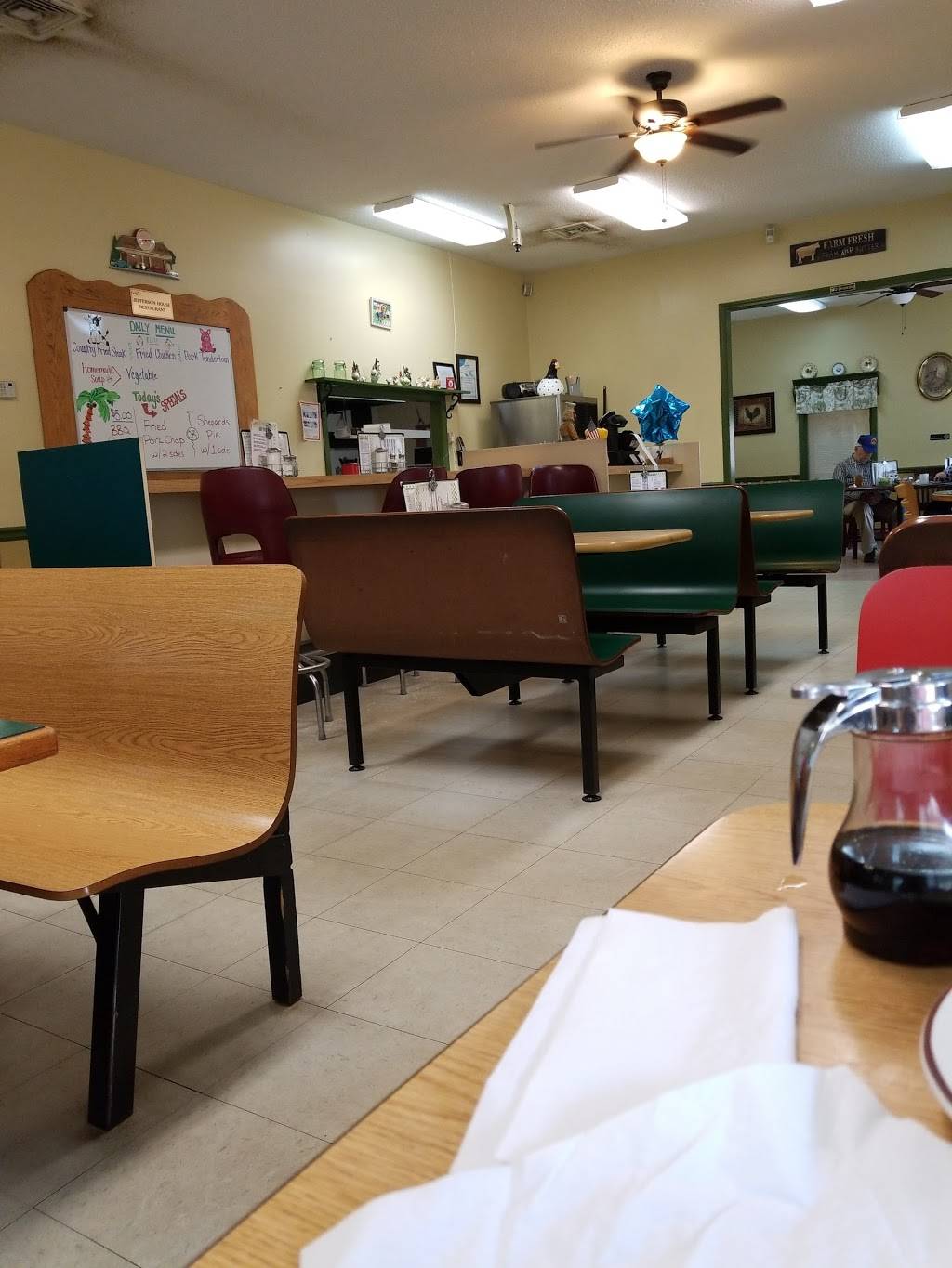 Jefferson House Restaurant | restaurant | 682 Athens St, Jefferson, GA 30549, USA | 7063870288 OR +1 706-387-0288