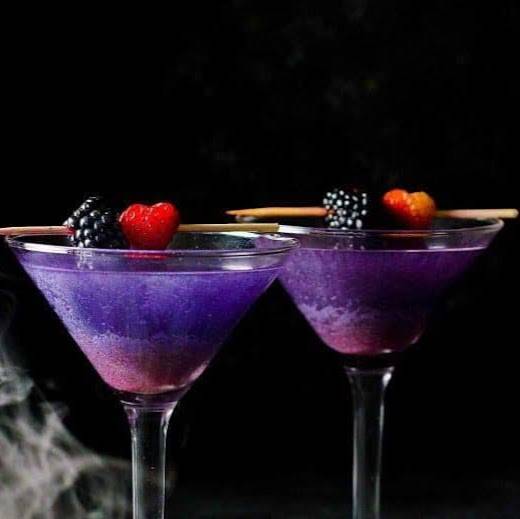 Club Heaven | restaurant | 2327 18th St NW, Washington, DC 20009, USA | 2025946245 OR +1 202-594-6245