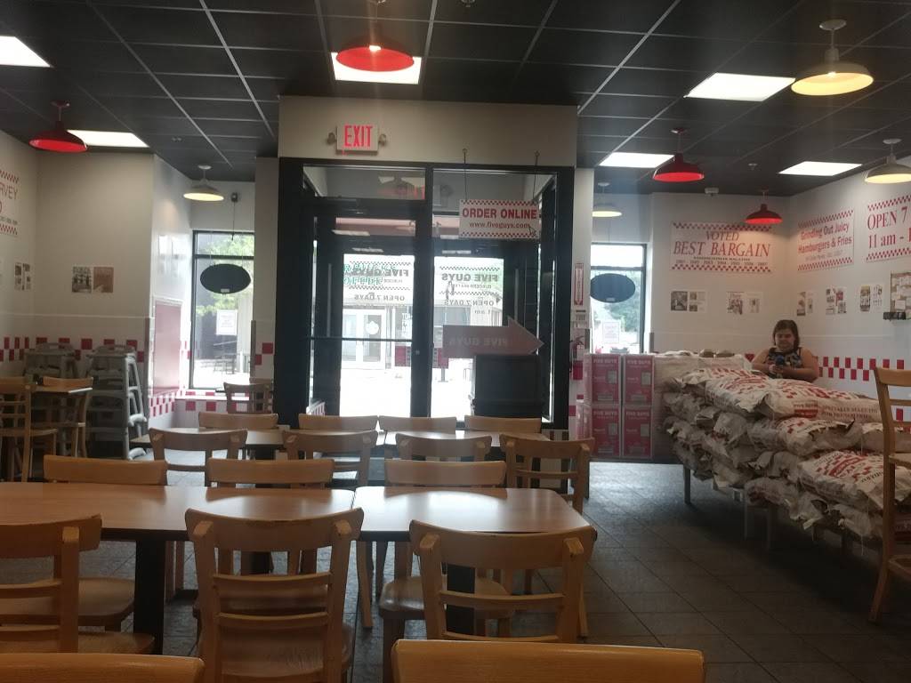 Five Guys | meal takeaway | 1143 Brown St, Dayton, OH 45409, USA | 9372222325 OR +1 937-222-2325