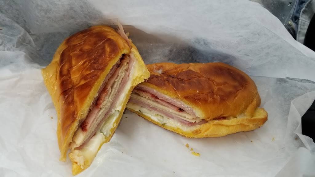 Marys Cuban KITCHEN Express | restaurant | 1800 SW Hwy 484, Ocala, FL 34473, USA | 3522456279 OR +1 352-245-6279