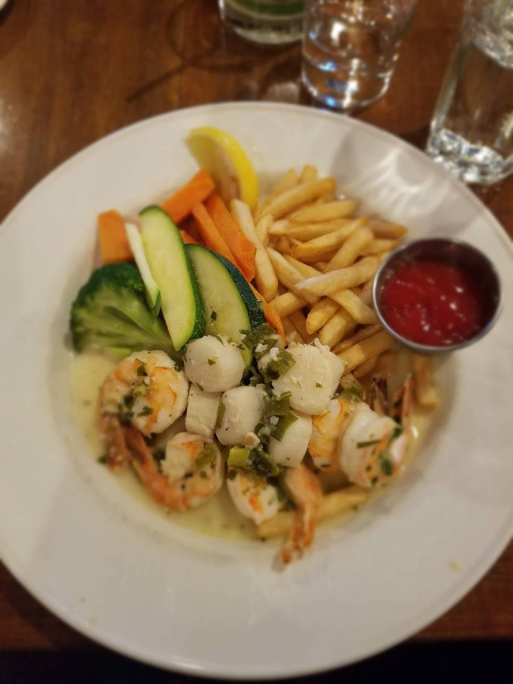 Remezzo Italian Bistro | restaurant | 3335 Sheppard Ave E, Scarborough, ON M1T 3K2, Canada | 4164988848 OR +1 416-498-8848