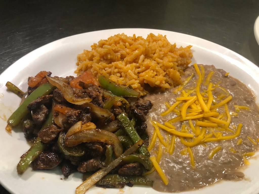 Richis Diner | restaurant | 15609 W Bell Rd Suite 100, Surprise, AZ 85374, USA | 6235561733 OR +1 623-556-1733