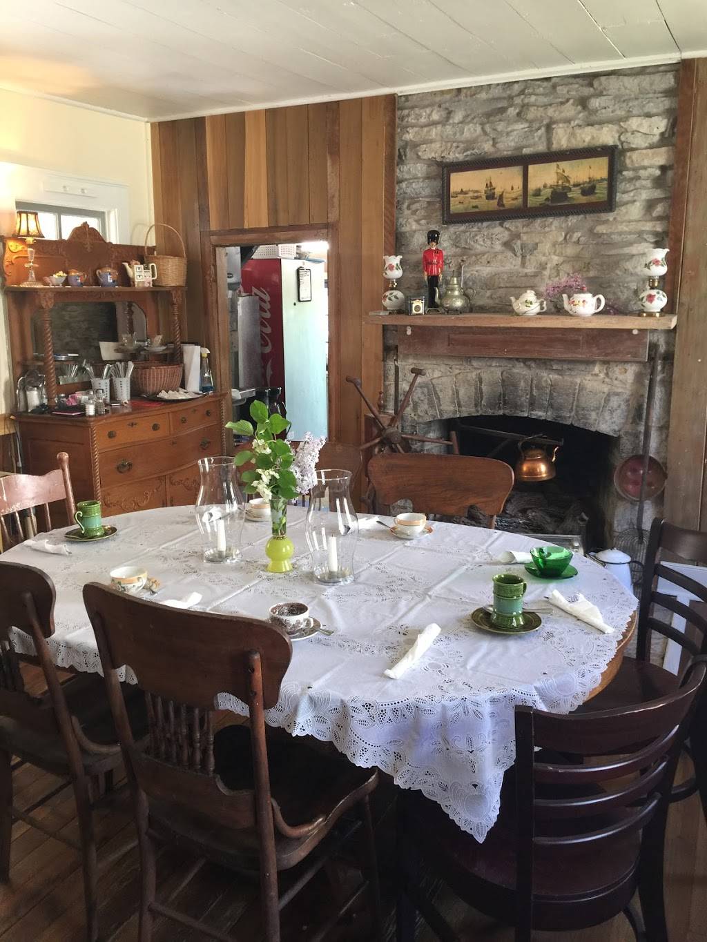 The Martindale House | restaurant | 19038 75 Main St, Metamora, IN 47030, USA | 7653096913 OR +1 765-309-6913