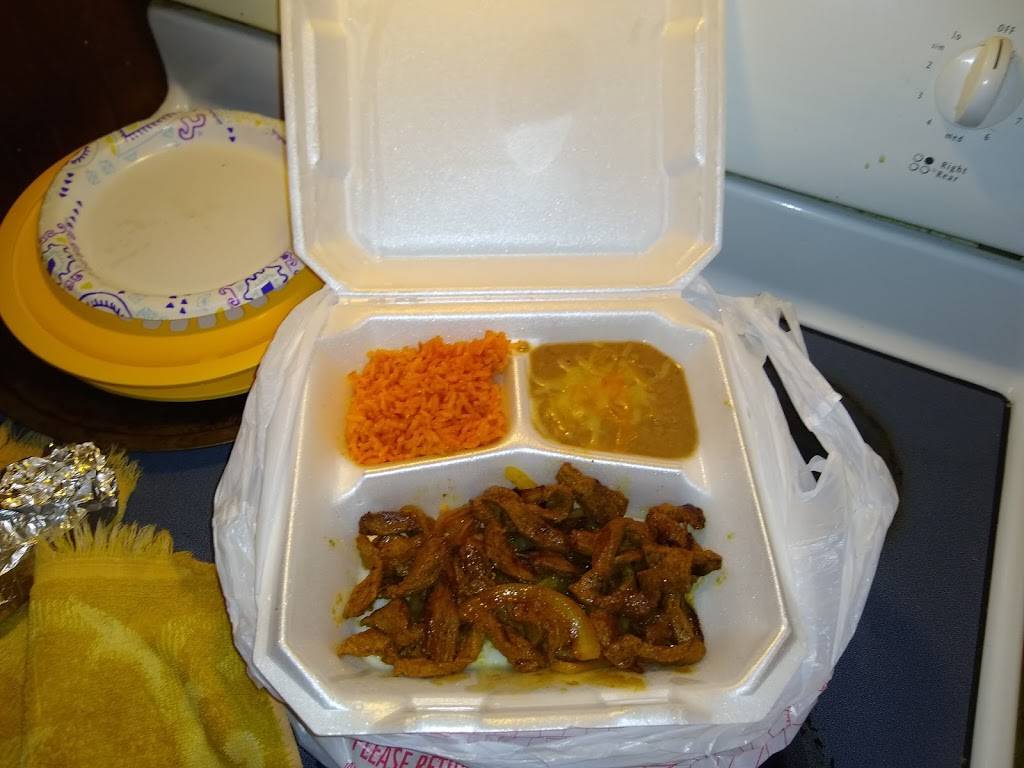 Arturos Pollo | restaurant | 161 County Rd 35400, Sumner, TX 75486, USA | 9037392999 OR +1 903-739-2999