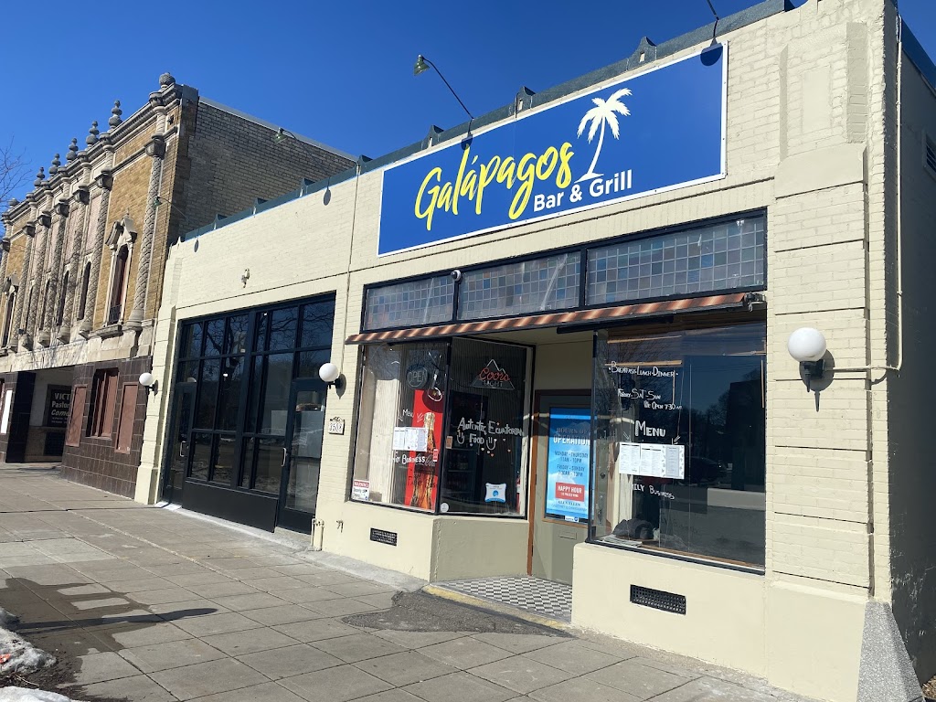 Galapagos | restaurant | 3508 E Lake St, Minneapolis, MN 55406, USA | 6122598380 OR +1 612-259-8380