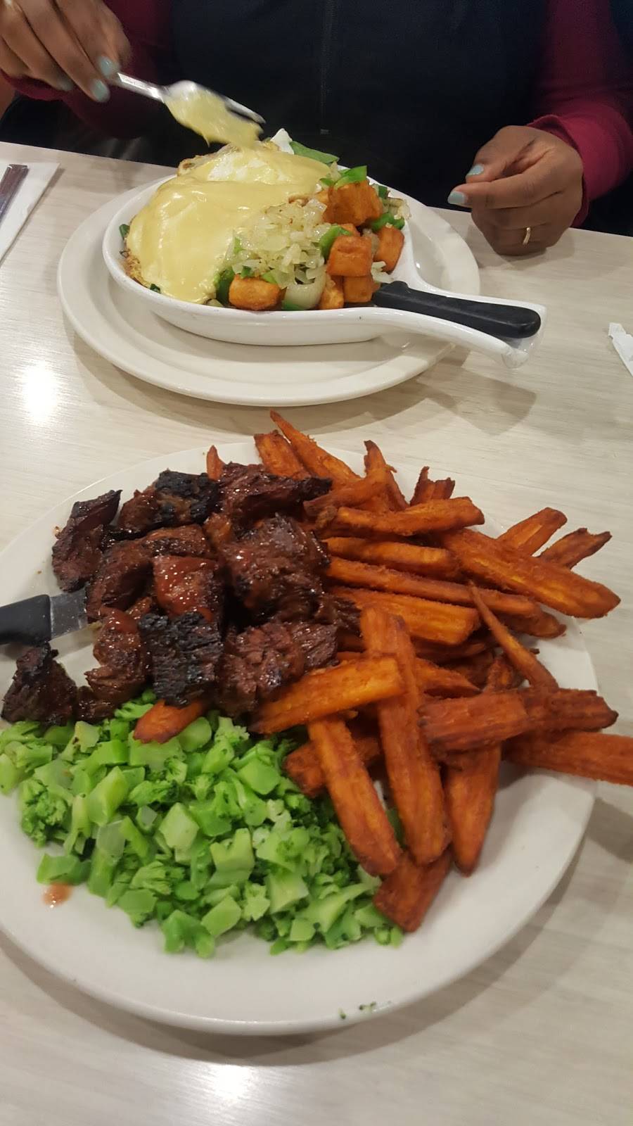 Stonebridge Cafe | cafe | 1285 Belmont St, Brockton, MA 02301, USA | 5085845200 OR +1 508-584-5200